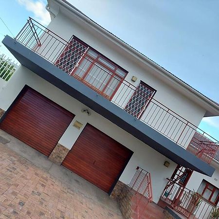 Hills Cottage Бофорт Уест Екстериор снимка